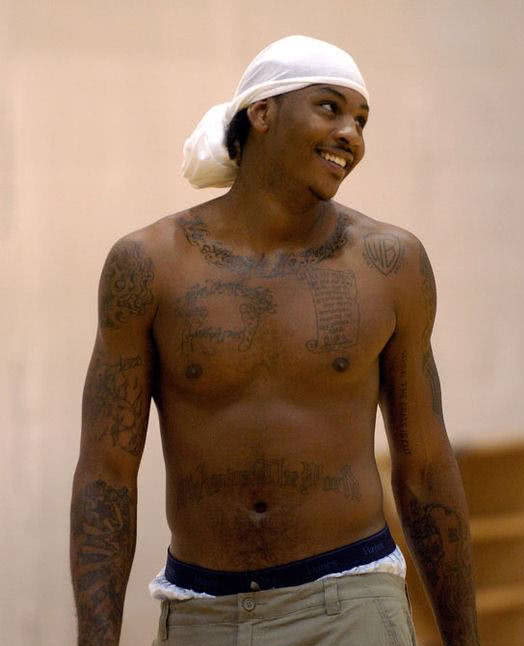 集中在两端 集中在两端